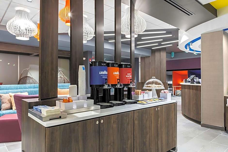 Tru by Hilton Lynchburg