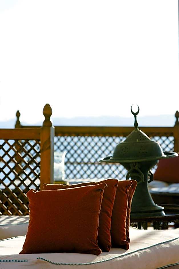 Mövenpick Prince Abbas Lake Nasser Cruise, Every Monday Four Nights From Aswan, Every Friday Three nights From Abu-Simbel - Including Excursions and Sightseeing