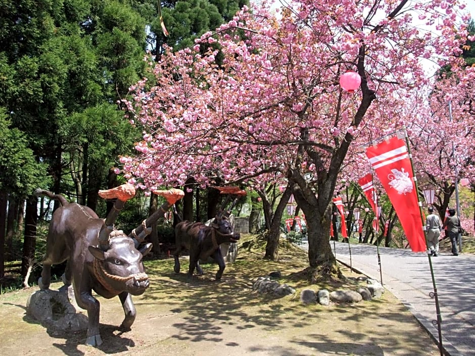 Oyabe City Cycling Terminal