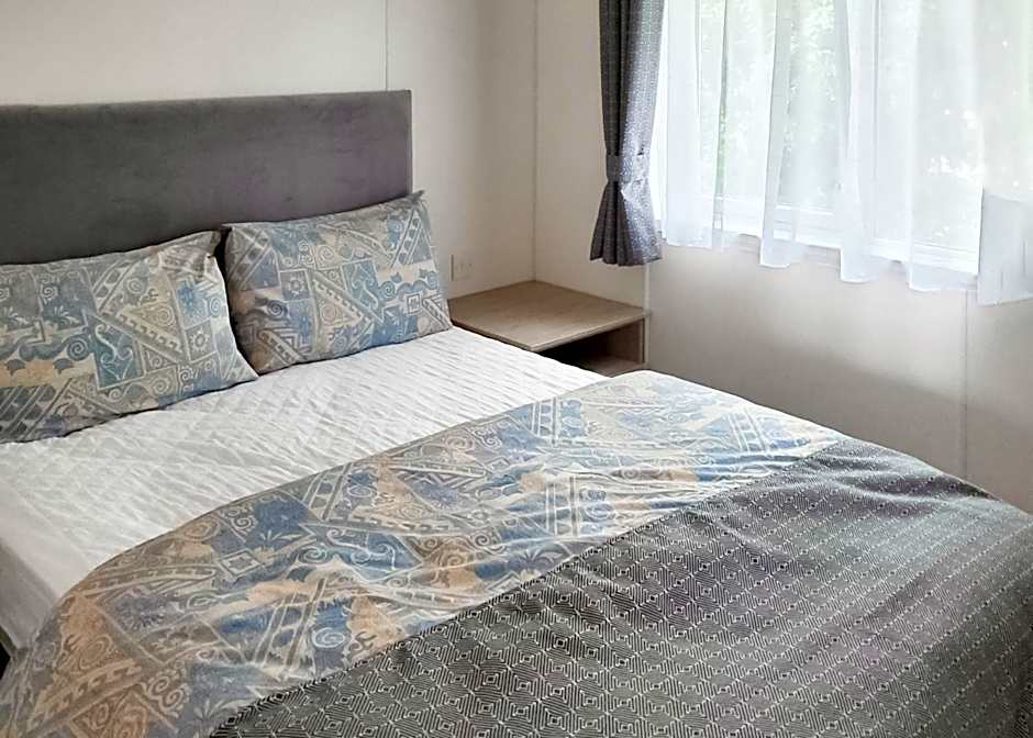 Castaways Beach Resort