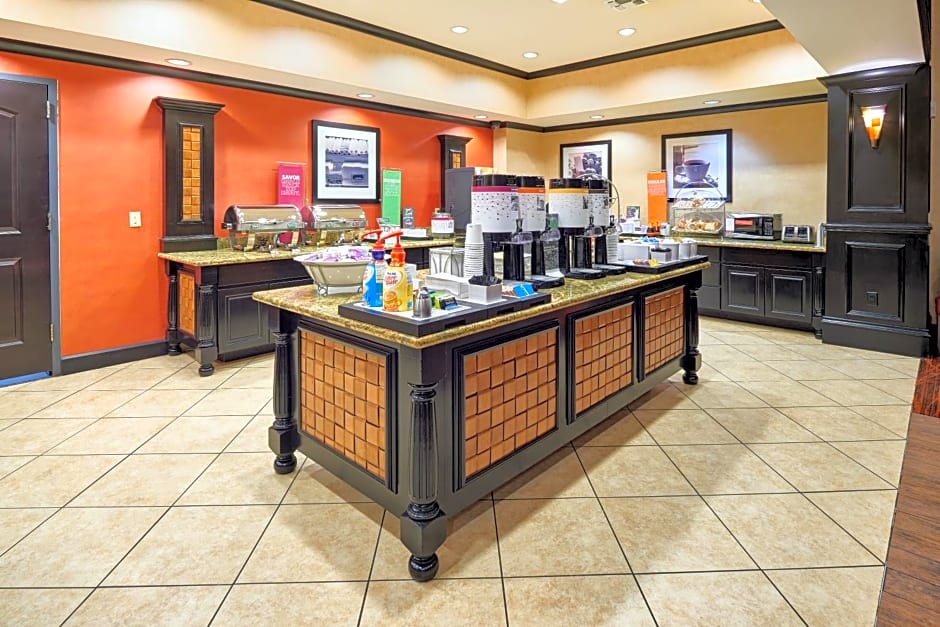 Hampton Inn & Suites Waco-South