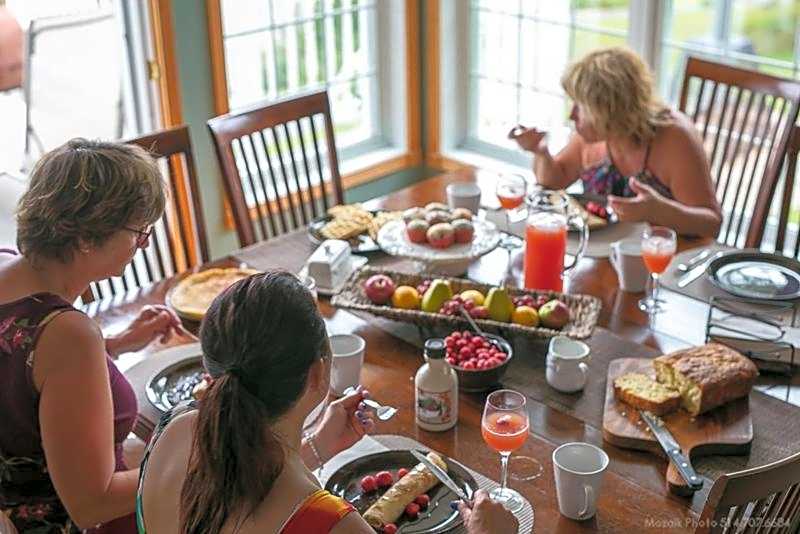 La Maison Bleue du Lac Wallace