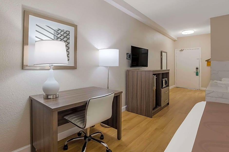Quality Inn