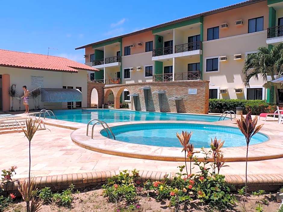 CONDOMÍNIO VILA DO MAR aptos 201C e 211B