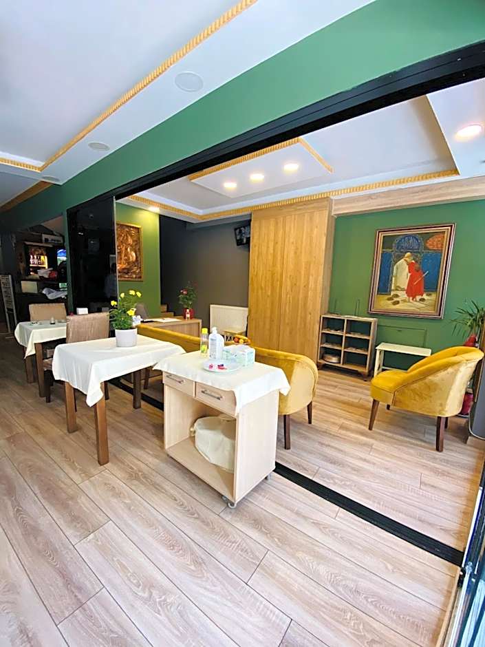 Golden Sail Hotel Old City