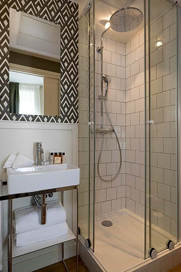 Le Petit Oberkampf Hotel & Spa