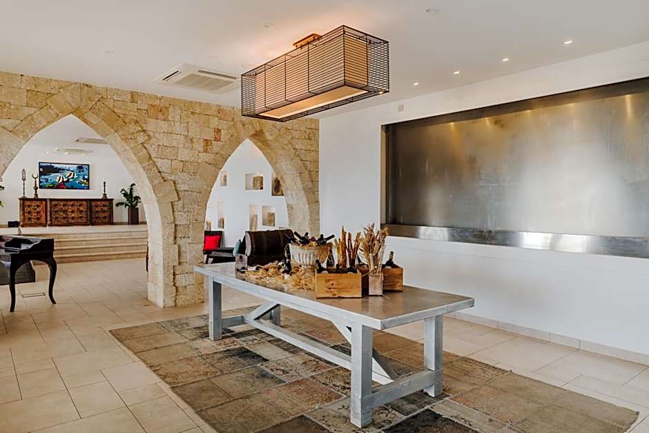 Arkin Palm Beach Hotel