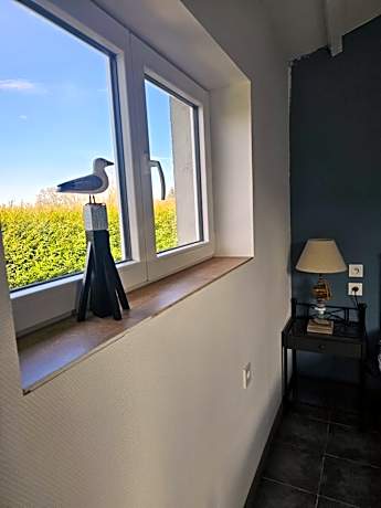 Queen Room with Garden View