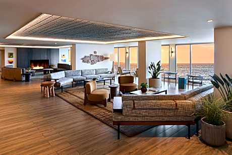 Monterey Beach Hotel, a Tribute Portfolio Hotel