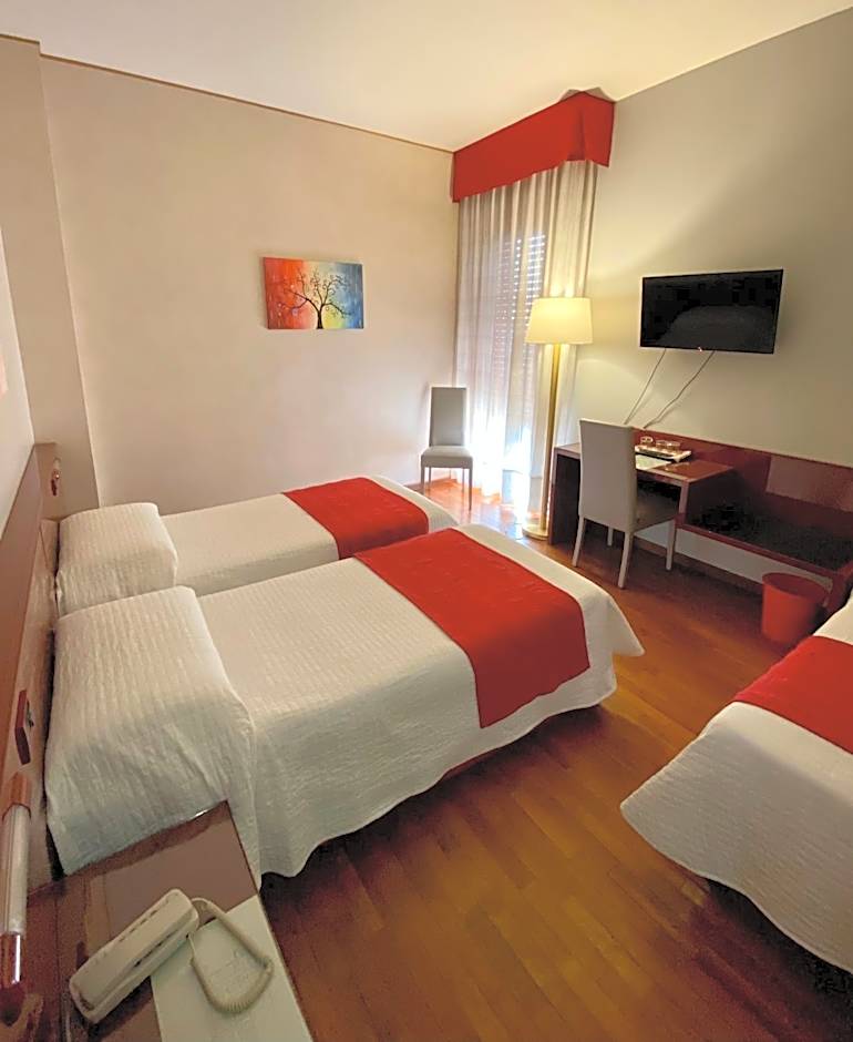 Hotel Master