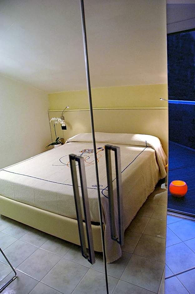 Hotel Eros Residence