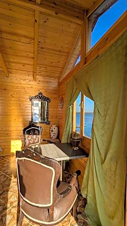 Deluxe Double Studio