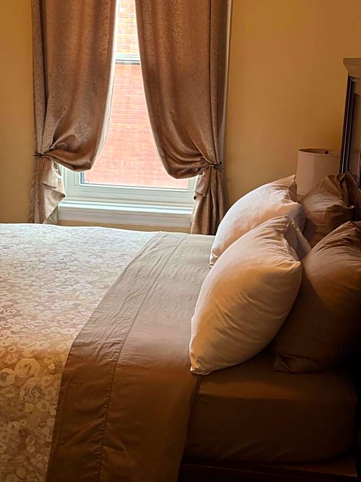 The Century House Bed and Breakfast Ottawa