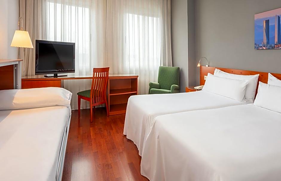 Hotel Madrid Chamartín Affiliated by Meliá
