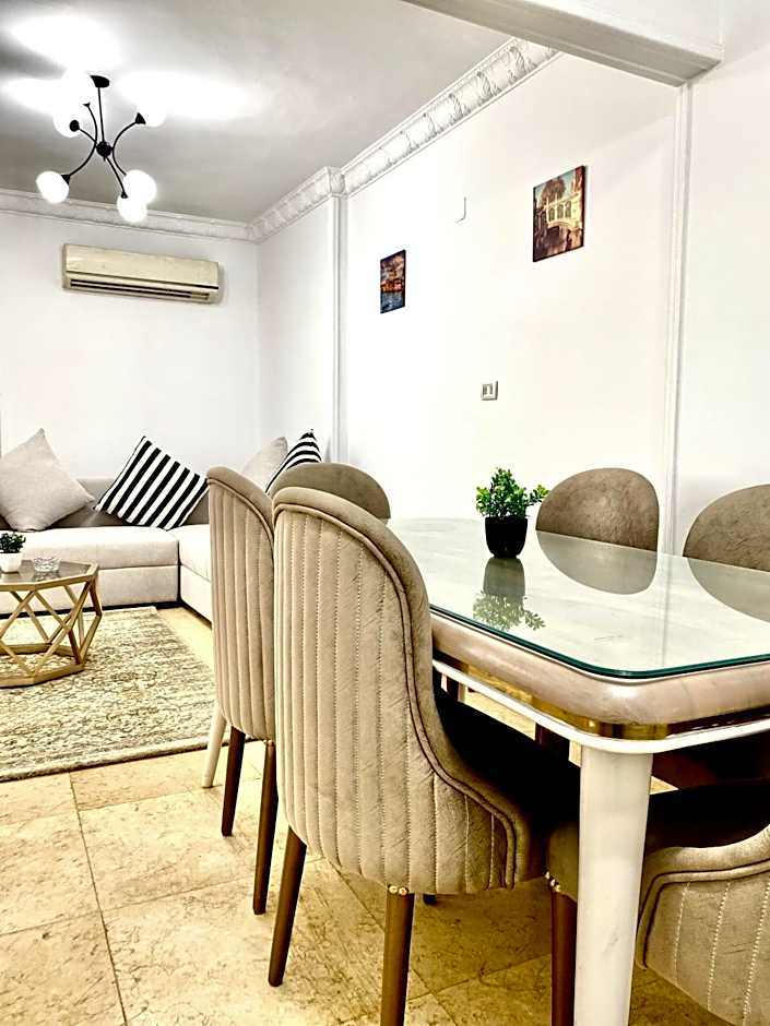 ALEX HOMES - Stanley Cozy Apartments with Direct Sea View