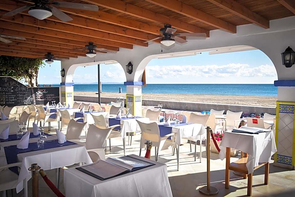 Playacapricho Hotel
