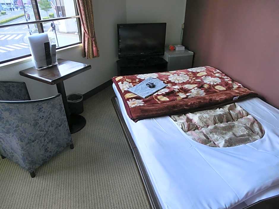 Biz Hotel Shiojiri Ekimae