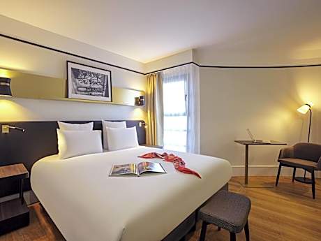 Hotel Mercure Paris Saint-Ouen