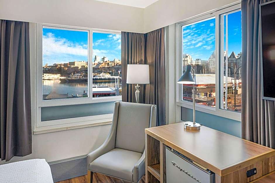 Days Inn by Wyndham Victoria On The Harbour