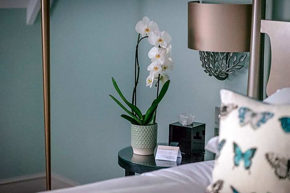 Hogarths Stone Manor