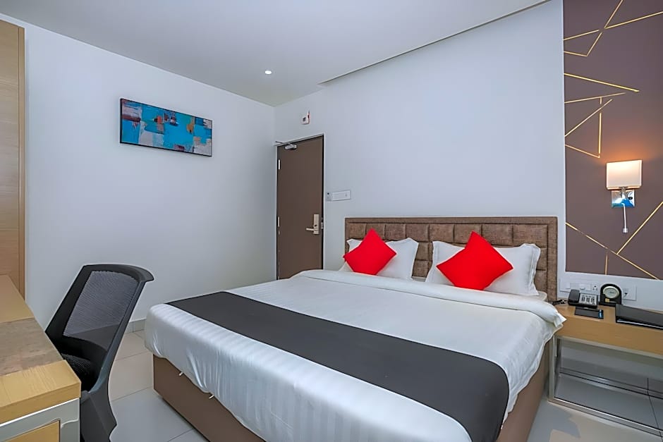Vihaari 24 Business Hotel