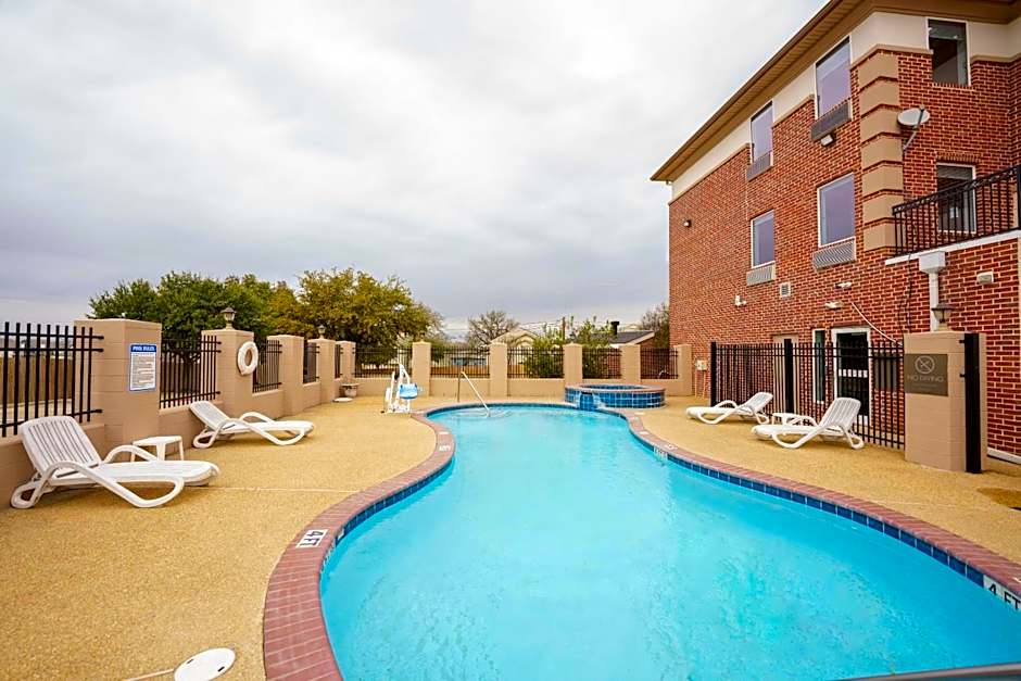 Comfort Suites University Drive