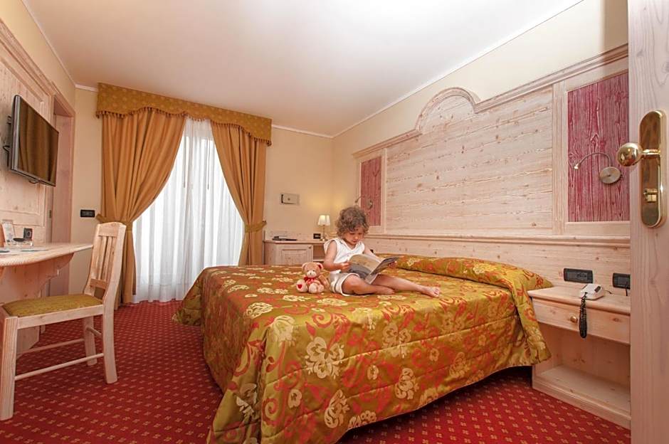 Hotel Val Di Sole