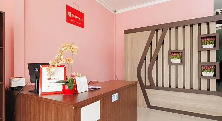 RedDoorz near Universitas Widyagama Malang 2