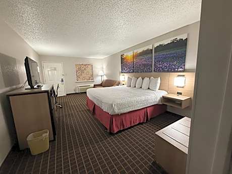 King Room- Non-Smoking