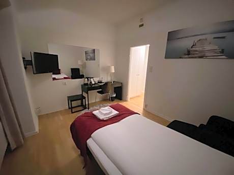 Budget Single Room without Shower