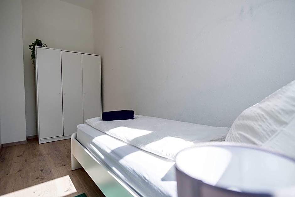 Komfortable Monteursunterkunft: 4-Zimmer-Wohnung mit getrennten Betten