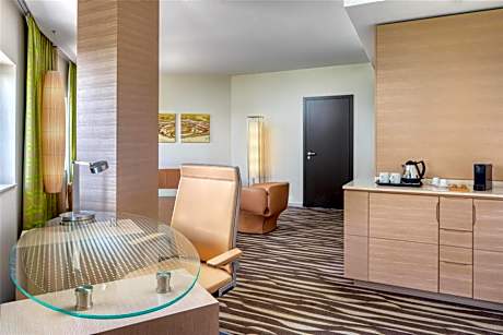 King Executive Suite