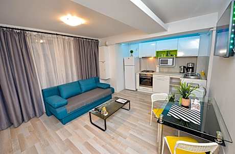 Studio with Dracula Trip