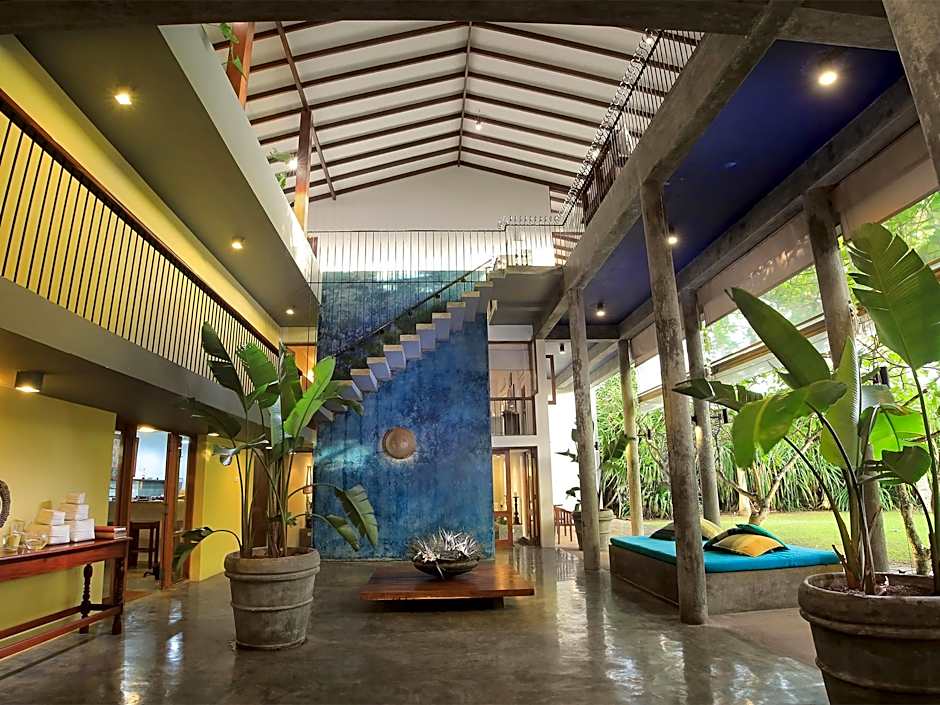 Saffron & Blue Villa