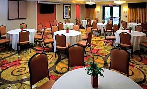 Homewood Suites by Hilton Columbus