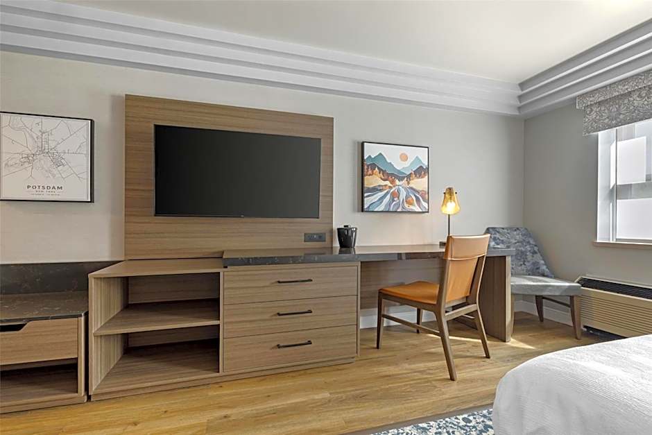 Best Western Potsdam University Park Inn