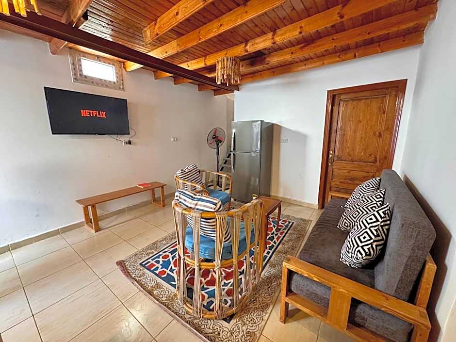 Apartment with roof top