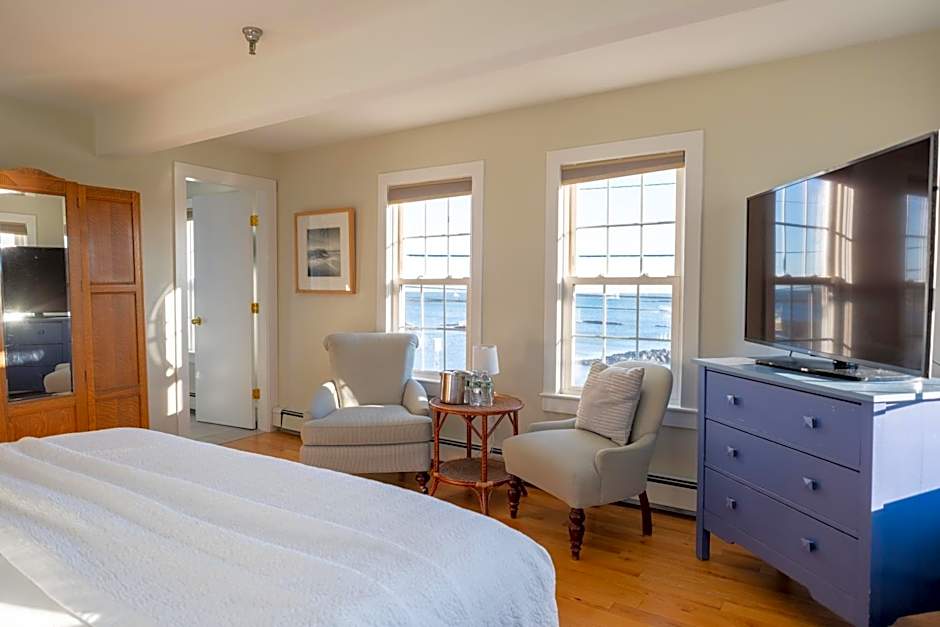 The Beach House Inn