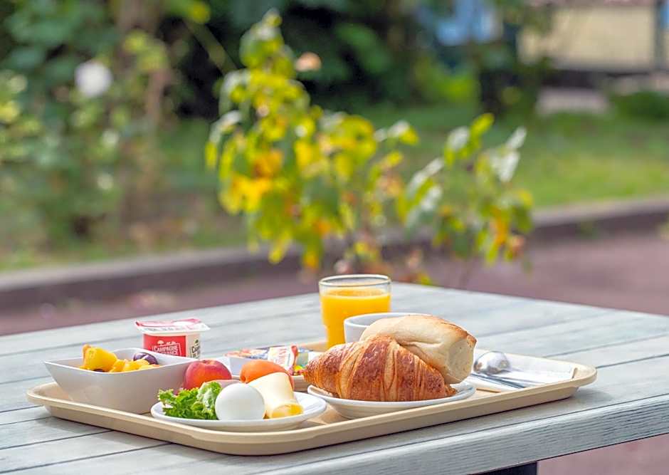 Hotel CIS Paris Maurice Ravel