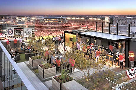 Hampton Inn By Hilton & Suites Washington, D.C. - Navy Yard