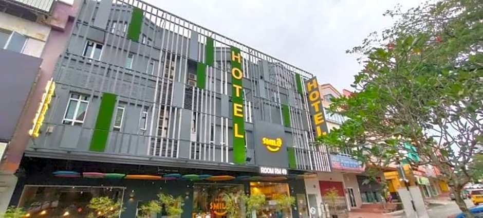 Smile Hotel Wangsa Maju