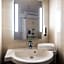 B&B Hôtel Lyon Vénissieux