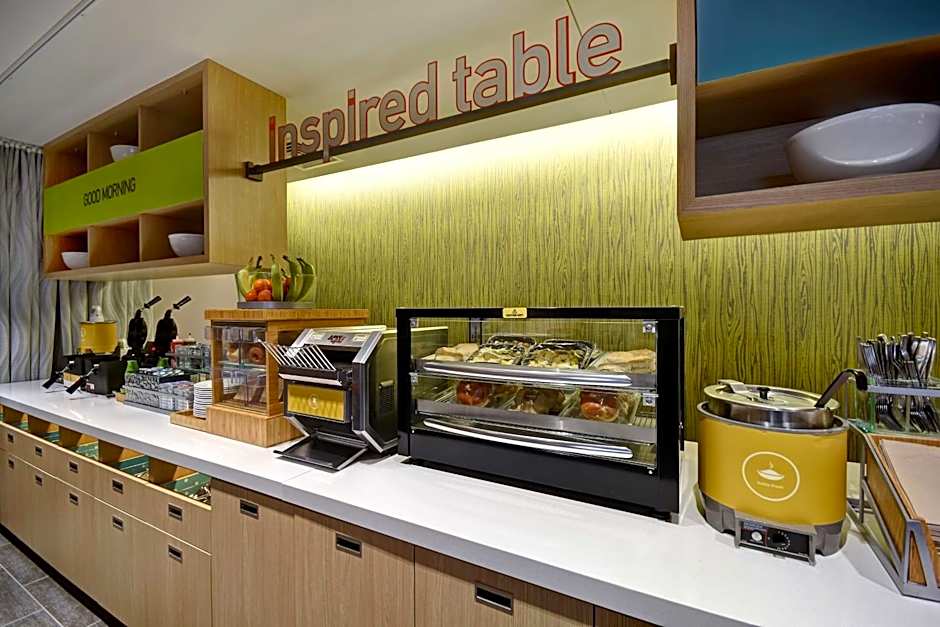 Home2 Suites by Hilton Wichita Downtown Delano