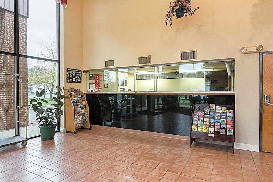 Econo Lodge Andrews Afb
