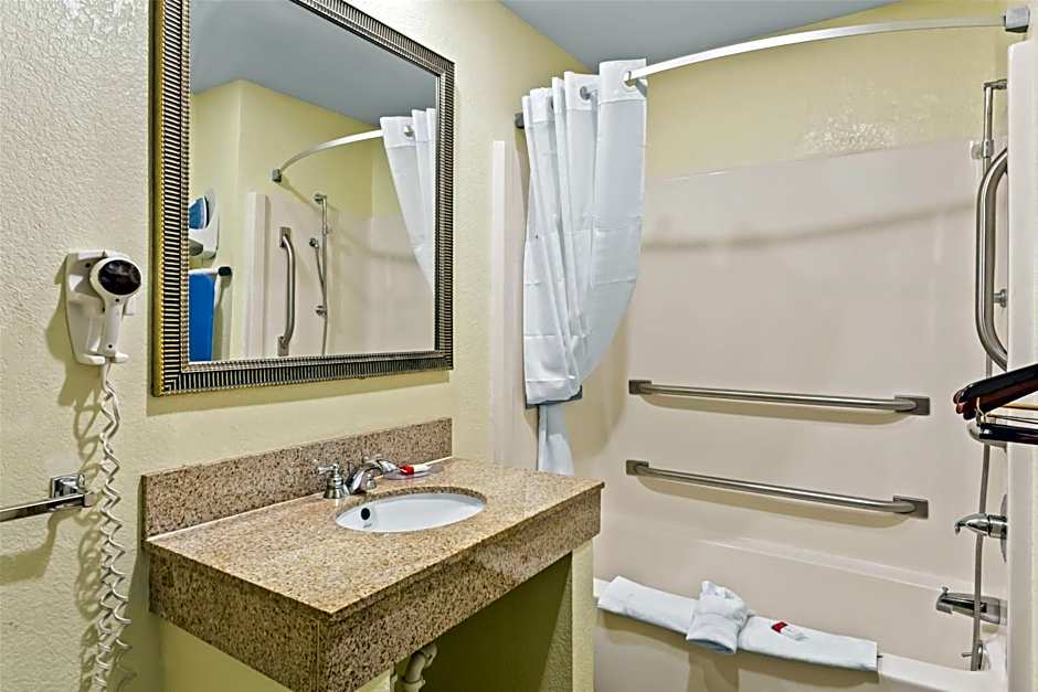 Americas Best Value Inn Grayson