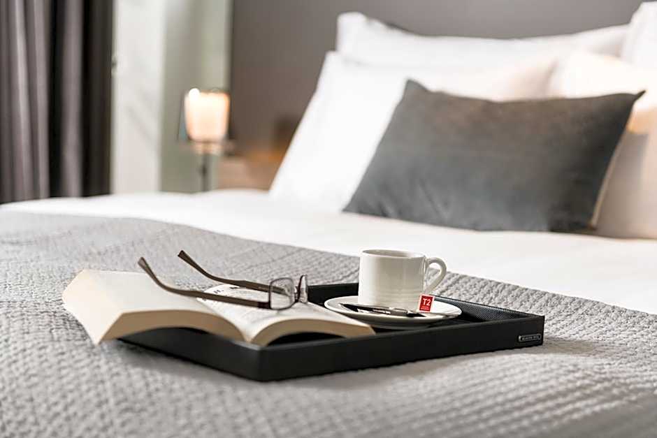 The Melbourne Hotel