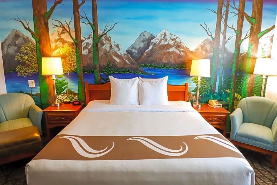 Quality Inn & Suites Sequim at Olympic National Park