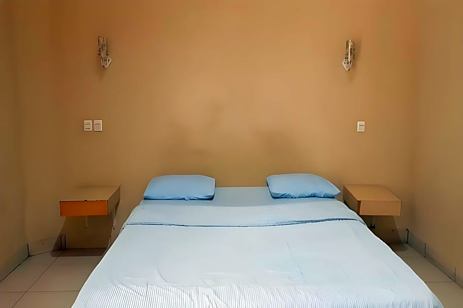 OYO 2320 Hotel Charvita