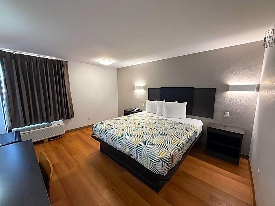 Motel 6-Oklahoma City, OK - South