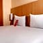 ibis Paris Pont de Suresnes